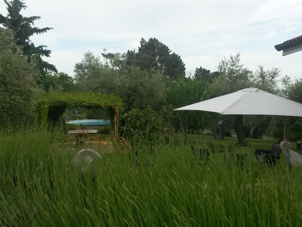 Gasthaus Il Fienile Di Penelope Marliana Exterior foto