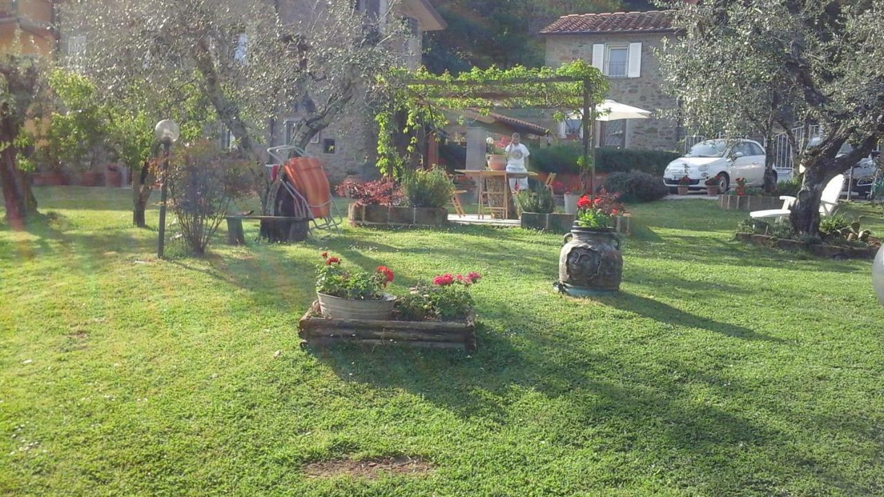 Gasthaus Il Fienile Di Penelope Marliana Exterior foto